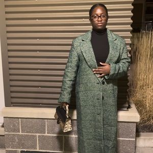 Meet your Posher, Aileen